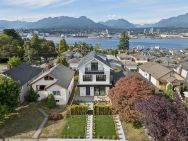 1 2815 Trinity Street, Vancouver, BC, Vancouver — Half Duplex for sale