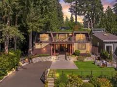 4066 Norwood Avenue, North Vancouver, BC