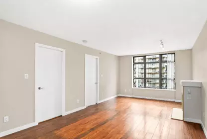 808 8120 Lansdowne Road, Richmond, BC, Richmond — Apartment/Condo for sale