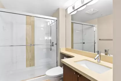 Primary Bathroom Photo of 808 8120 Lansdowne Road, Richmond, BC
