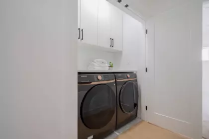 Mudroom Photo of 10272 166a Street, Surrey, BC
