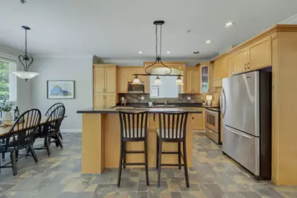 Breakfast Nook Photo of 9480 216b Street, Langley, BC