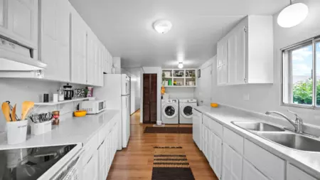Primary Bathroom Photo of 240 Campbell Street, Vancouver, BC