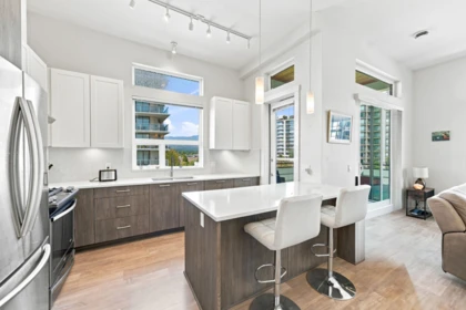 606 123 W 1st Street, North Vancouver, BC, North Vancouver — Apartment/Condo for sale