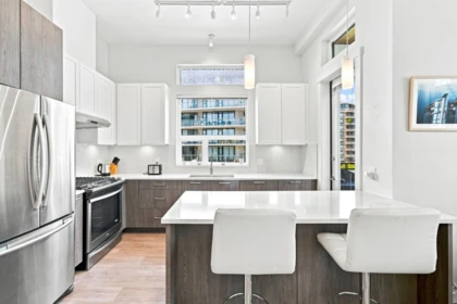Kitchen Island Photo of 606 123 W 1st Street, North Vancouver, BC