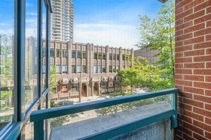 304 939 Homer Street, Vancouver, BC, Vancouver — Apartment/Condo for sale