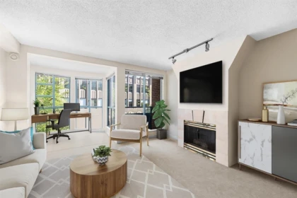 304 939 Homer Street, Vancouver, BC, Vancouver — Apartment/Condo for sale