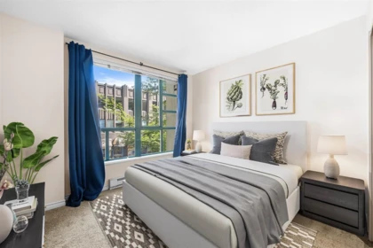 304 939 Homer Street, Vancouver, BC, Vancouver — Apartment/Condo for sale