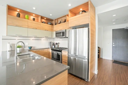 9150 University High Street, Burnaby, BC, Burnaby — Apartment/Condo for sale