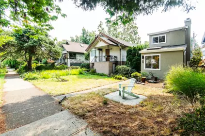 Exterior Rear Photo of 962 E 11th Avenue, Vancouver, BC
