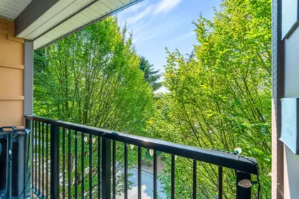 Powder Room Photo of 310 13740 75a Avenue, Surrey, BC