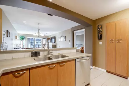 Breakfast Nook Photo of 414 2958 Silver Spring Boulevard, Coquitlam, BC