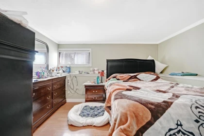 Kitchen Photo of 10886 132a Street, Surrey, BC