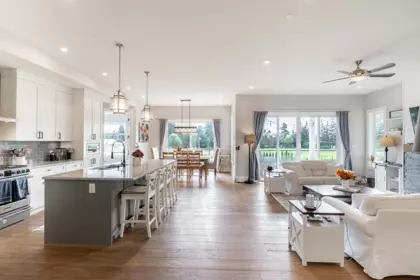 Breakfast Nook Photo of 934 248 Street, Langley, BC