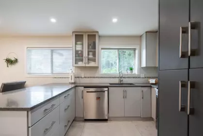 Kitchen Photo of 7802 139a Street, Surrey, BC