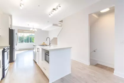 Kitchen Island Photo of 60 9525 204 Street, Langley, BC
