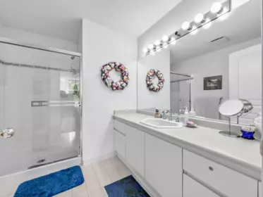 Entry Foyer Photo of 4 3592 Whitney Place, Vancouver, BC