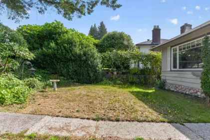 Exterior Rear Photo of 341 W 24th Street, North Vancouver, BC