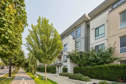 210 625 E 3rd Street, North Vancouver, BC, North Vancouver — Apartment/Condo for sale