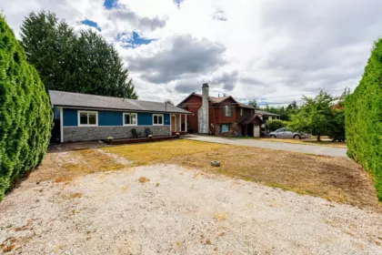 Family Room Photo of 26550 28b Avenue, Langley, BC