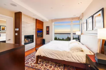 Office / Den Photo of 101 2535 Garden Court, West Vancouver, BC