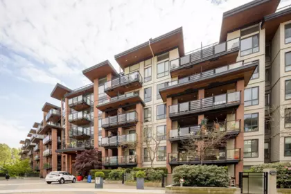 Outdoor Patio Photo of 513 733 W 3rd Street, North Vancouver, BC