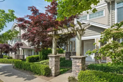 1 8277 161 Street, Surrey, BC, Surrey — Townhouse for sale