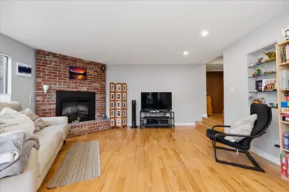 Family Room Photo of 101 1005 W 7th Avenue, Vancouver, BC