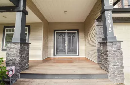 Family Room Photo of 24905 108a Avenue, Maple Ridge, BC