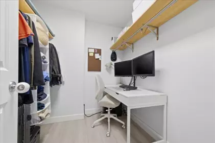Hallway Photo of 104 2339 Shaughnessy Street, Port Coquitlam, BC
