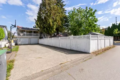 Community Amenities Photo (Clubhouse) of 8825 160 Street, Surrey, BC