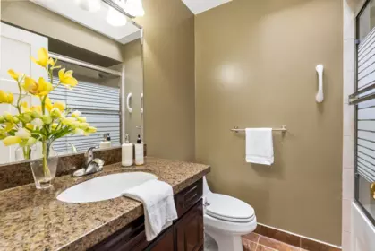 Primary Bathroom Photo of 8825 160 Street, Surrey, BC