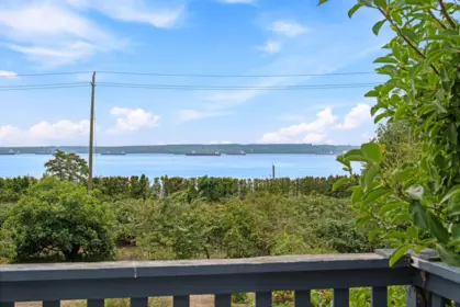 Outdoor Deck Photo of 2820 Marine Drive, West Vancouver, BC