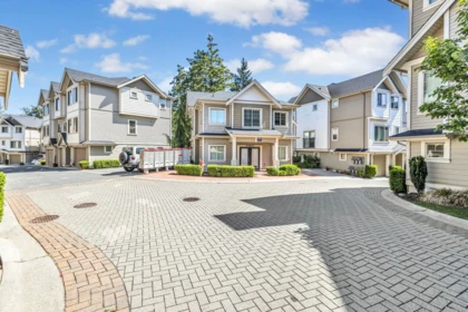 25 19097 64 Avenue, Surrey, BC, Surrey — Townhouse for sale