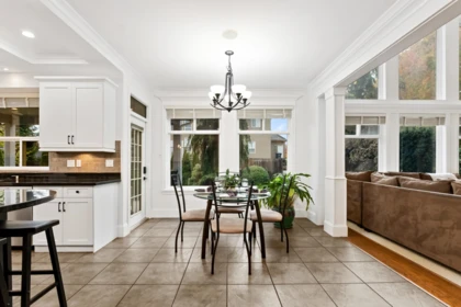 Breakfast Nook Photo of 15296 57 Avenue, Surrey, BC