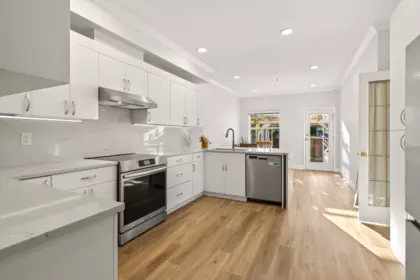 Kitchen Island Photo of 45 1290 Amazon Drive, Port Coquitlam, BC
