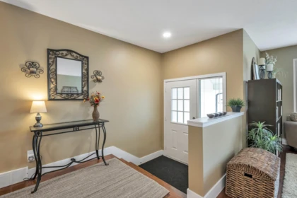 Dining Area Photo of 2924 Glenshiel Drive, Abbotsford, BC