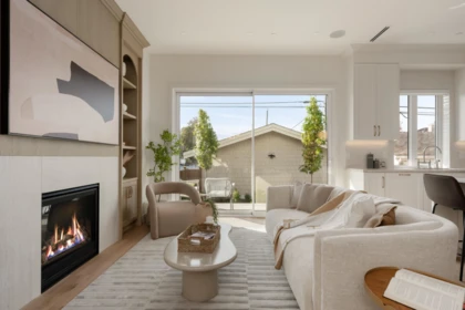 Living Room Photo of 2 2344 W 45th Avenue, Vancouver, BC