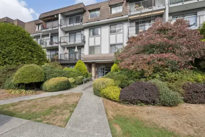 303 236 W 2nd Street, North Vancouver, BC, North vancouver — Apartment/Condo for sale