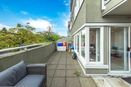 Backyard Photo of 107 3280 W Broadway, Vancouver, BC