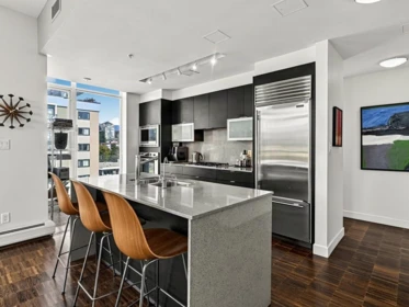 Kitchen Photo of 1202 175 W 2nd Street, North Vancouver, BC