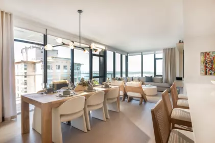 Dining Area Photo of 906 128 W 15th Street, North Vancouver, BC