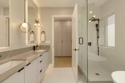 Laundry Room Photo of 2118 W 21st Avenue, Vancouver, BC