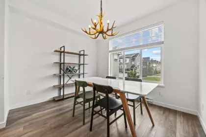Kitchen Island Photo of 2 15850 85 Avenue, Surrey, BC