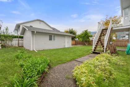 5964 Cambridge Street, Chilliwack, BC, Chilliwack — Single Family Residence for sale