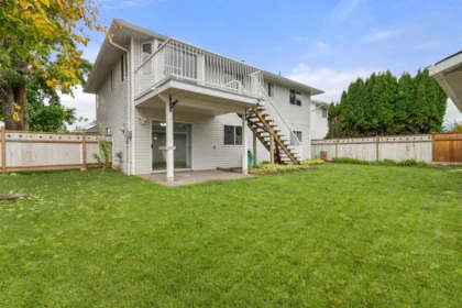 5964 Cambridge Street, Chilliwack, BC, Chilliwack — Single Family Residence for sale