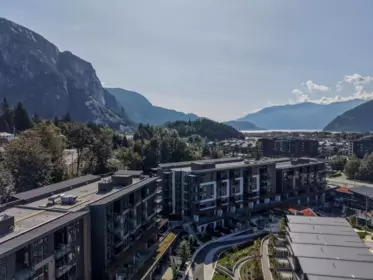 221 1500 Scott Crescent, Squamish, BC, Squamish — Apartment/Condo for sale
