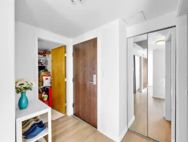 3803 1111 W Pender Street, Vancouver, BC, Vancouver — Apartment/Condo for sale