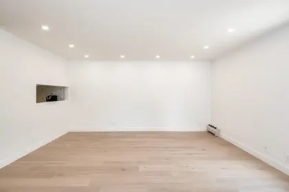 116 8451 Westminster Highway, Richmond, BC, Richmond — Apartment/Condo for sale