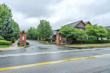 78 6450 187 Street, Surrey, BC, Surrey — Half Duplex for sale